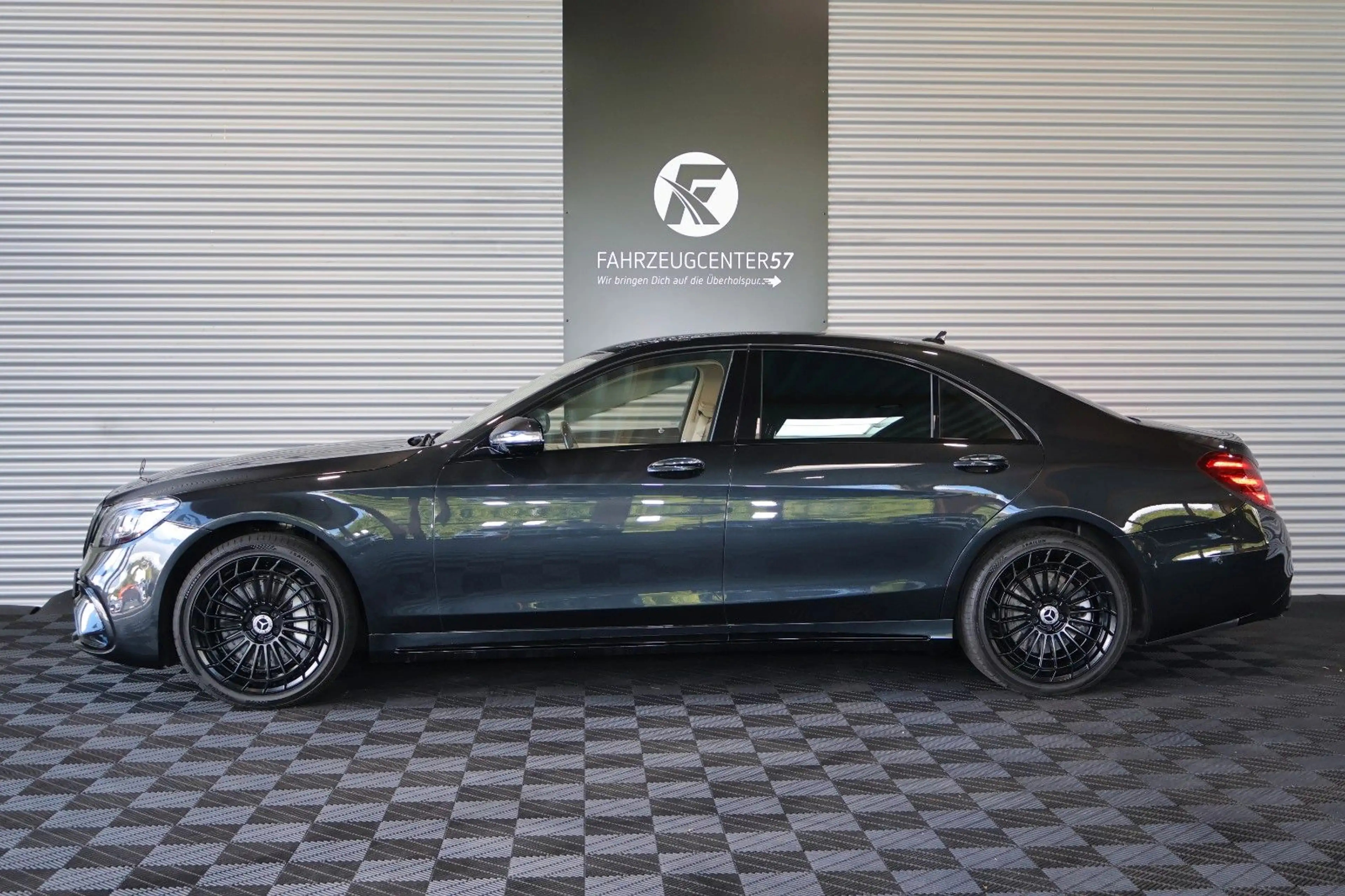 Mercedes-Benz S 550 LANGVERSION/HUD/PANO/ACC/360°/BURMESTER — photo 2