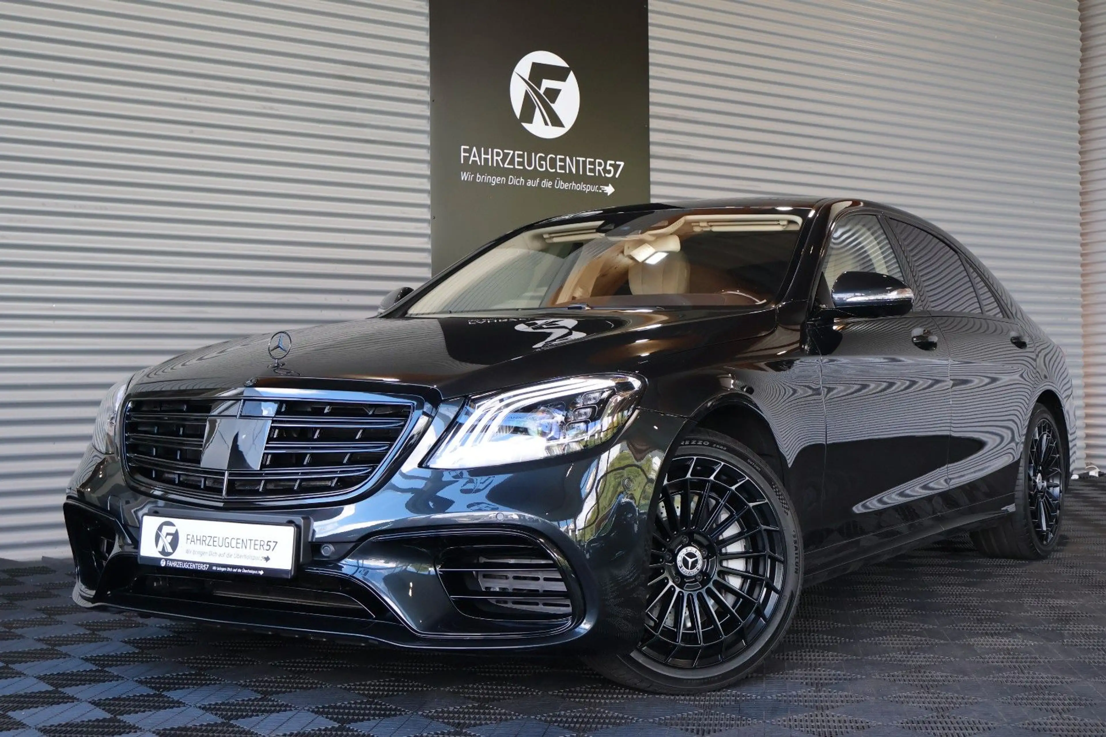 Mercedes-Benz S 550 LANGVERSION/HUD/PANO/ACC/360°/BURMESTER