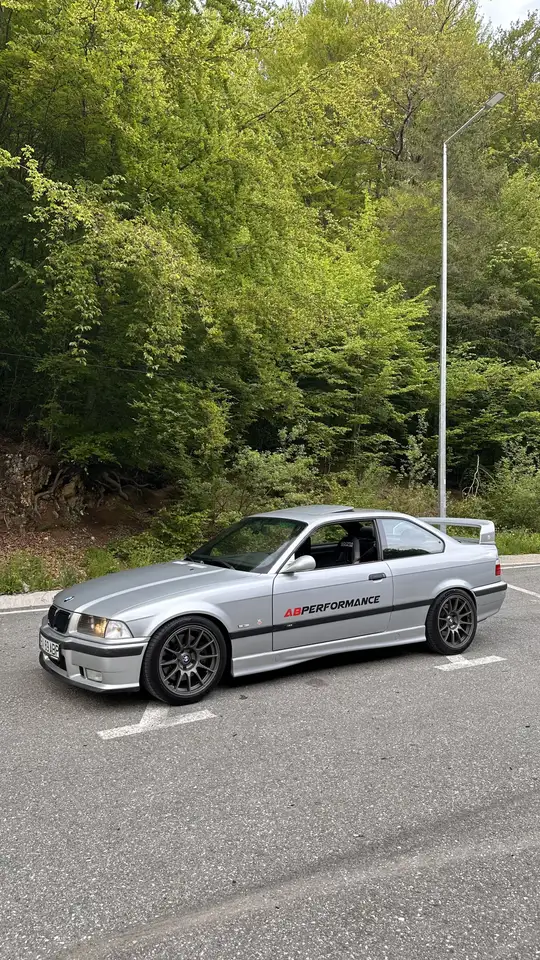BMW 320i, foto 7