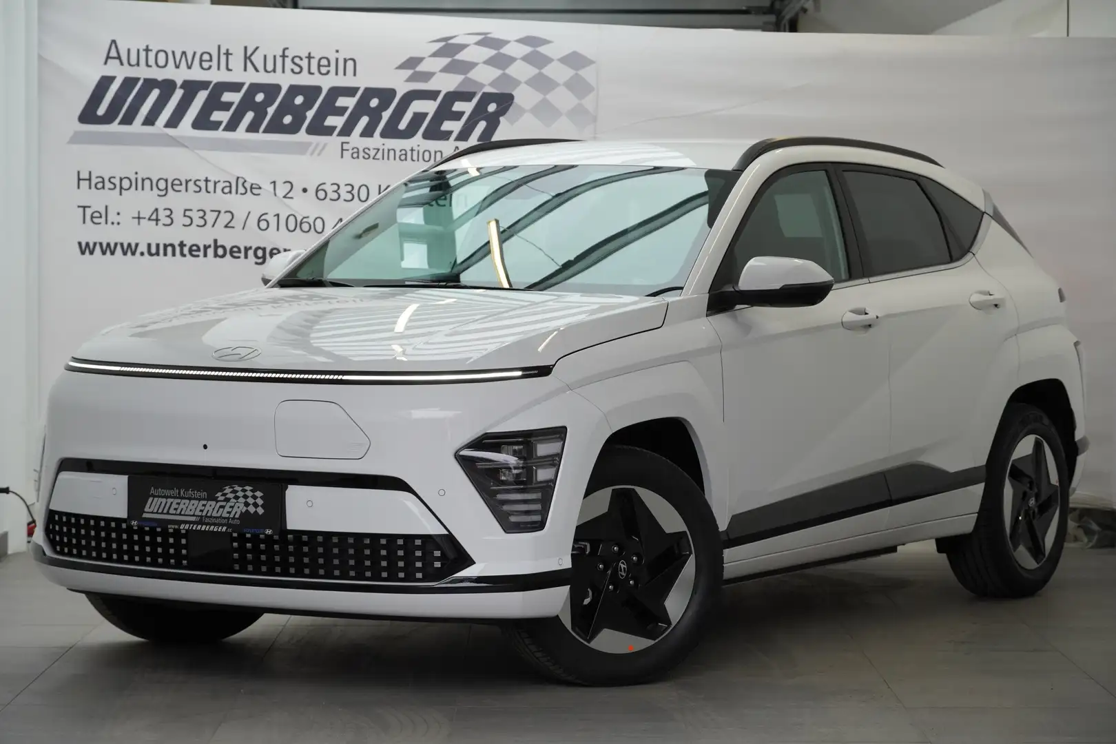Hyundai KONA EV (SX2) GO 64,8 kWh Weiß - 1