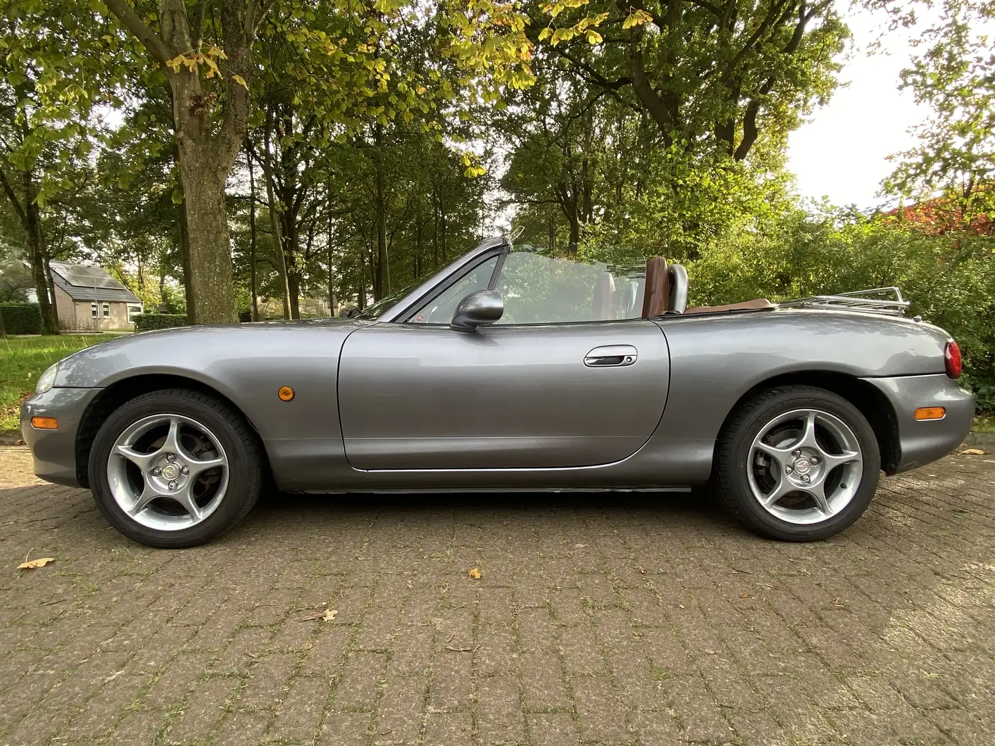 Mazda MX-5 1.6i Phoenix Plateado - 2