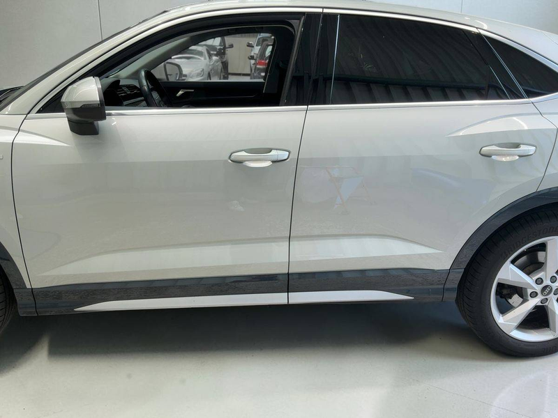Audi Q3 Q3 35 TFSI Sportback S tronic S line — photo 2