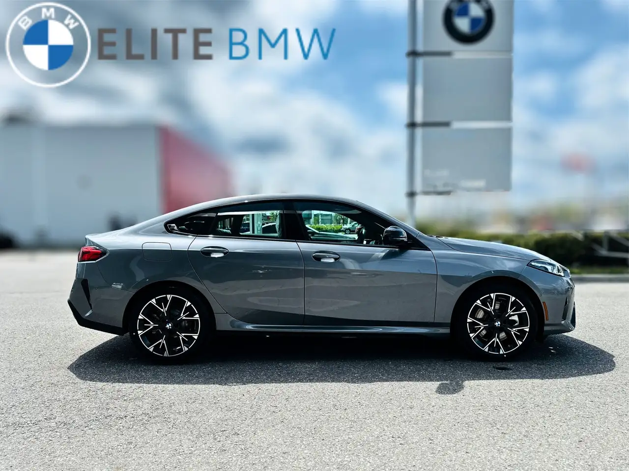 BMW 2 Series photo BMW 2 Series