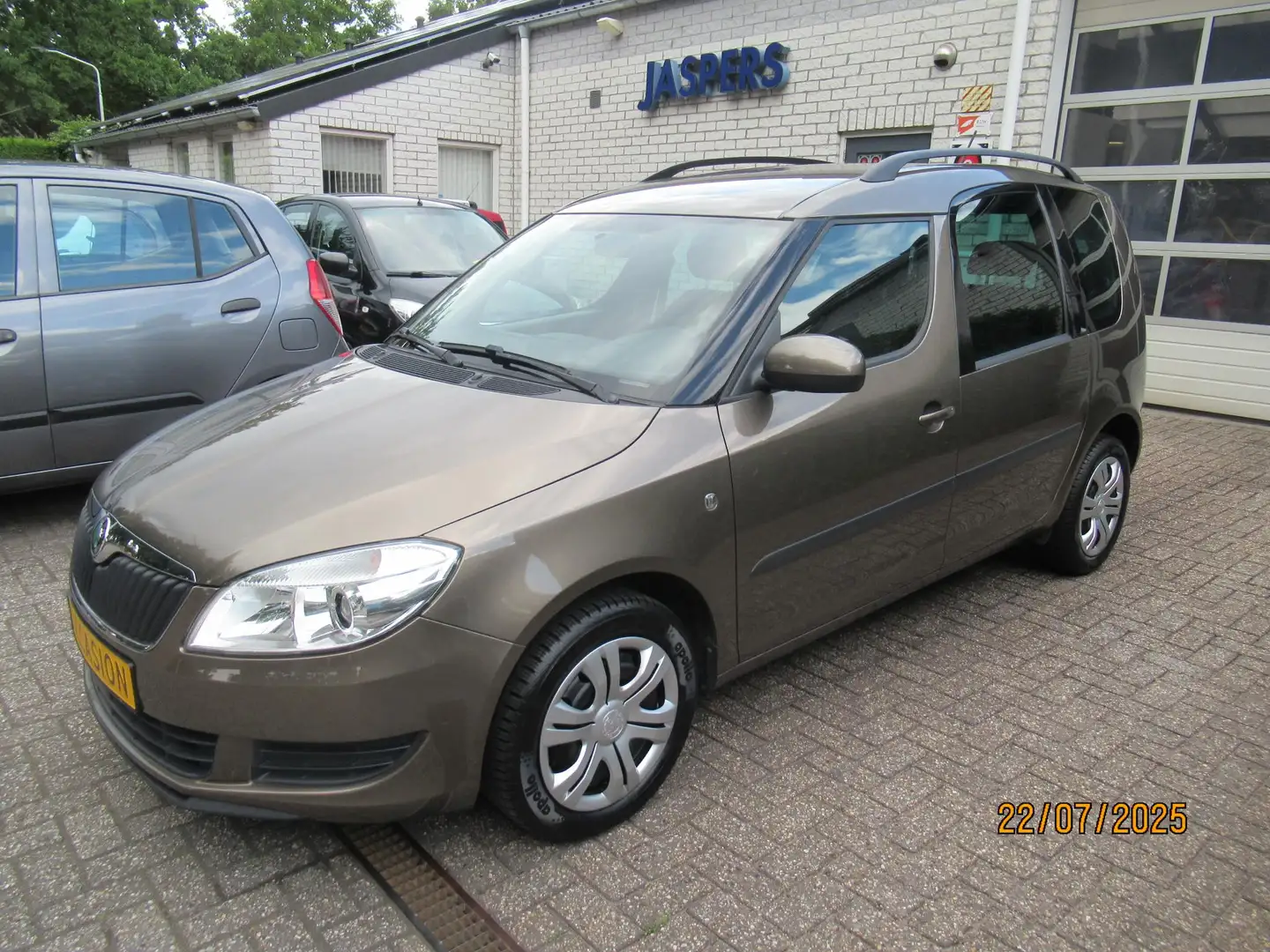 Skoda Roomster 1.2 TSI Ambition Bruin - 1