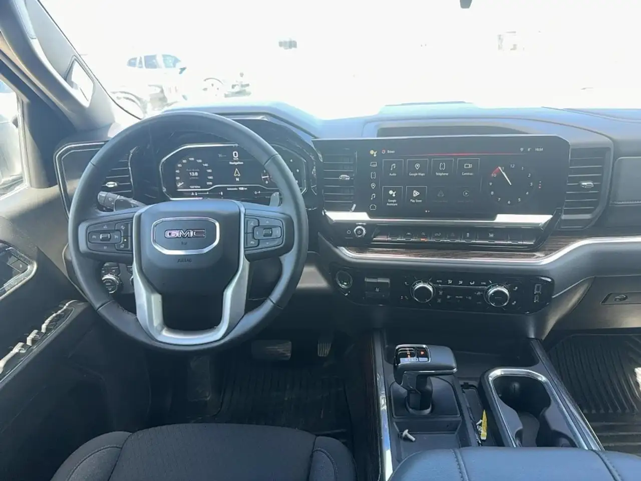 GMC Sierra 1500 снимка GMC Sierra 1500