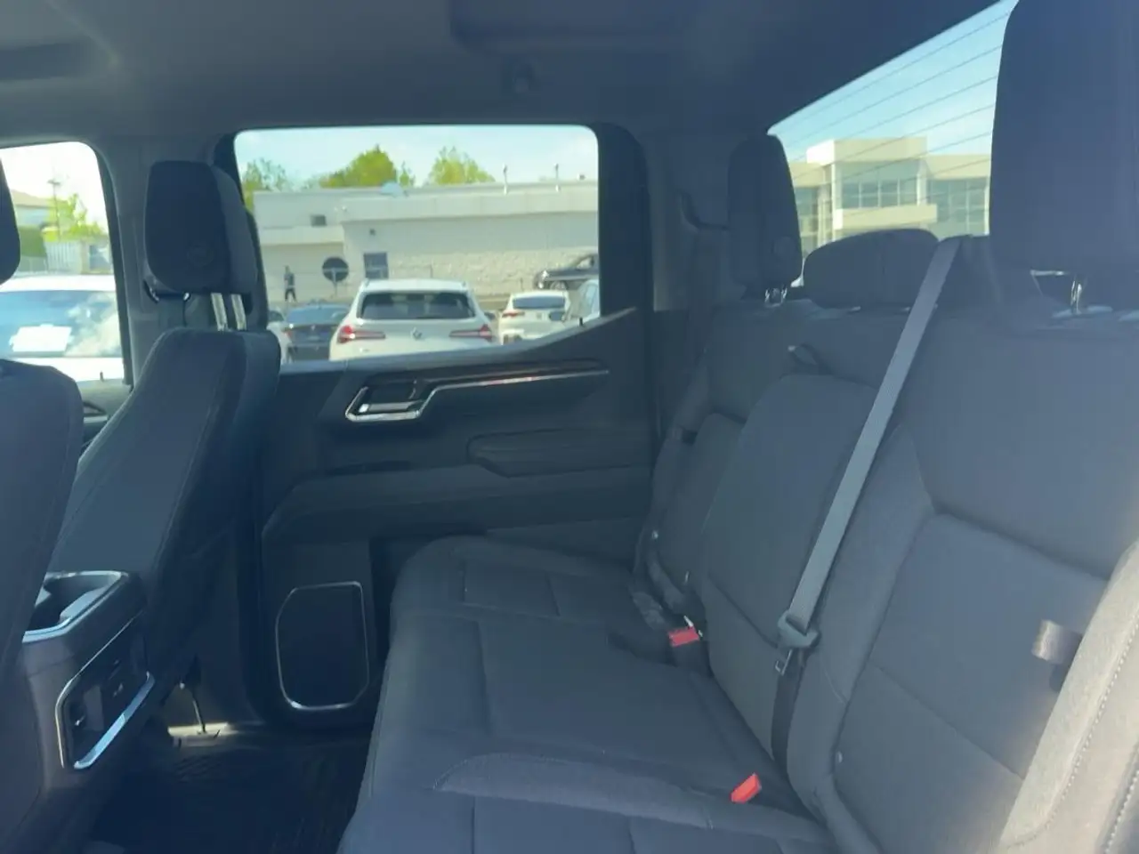 GMC Sierra 1500 снимка GMC Sierra 1500