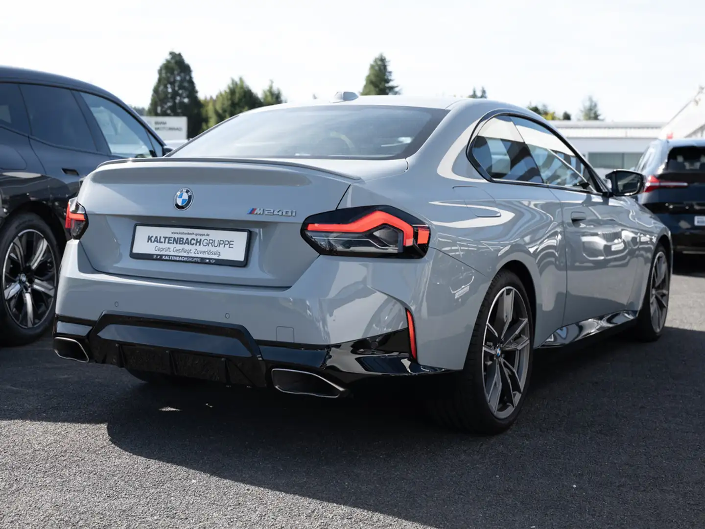 BMW 240 Mi Coupe xDrive LED NAVI SHZ PDC KLIMA Grau - 2