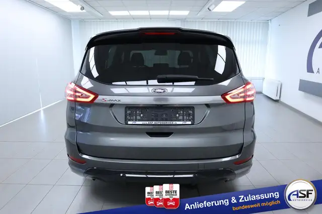 Ford S-Max view 8