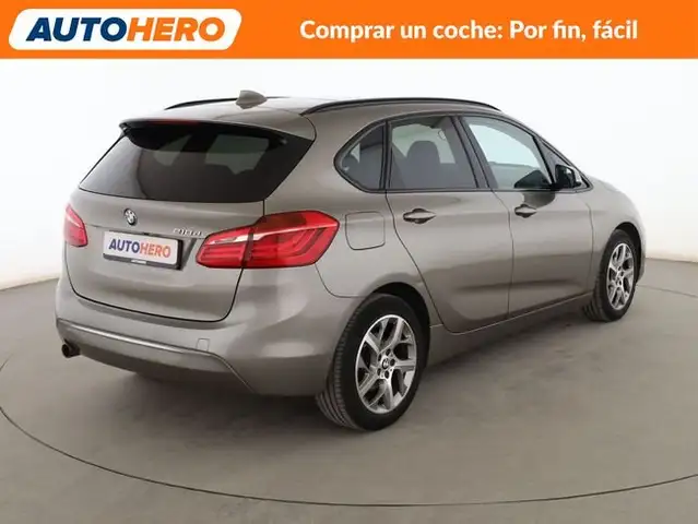 BMW 2 Series view 6
