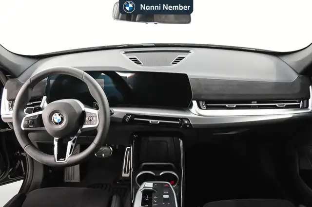 BMW X1 view 10