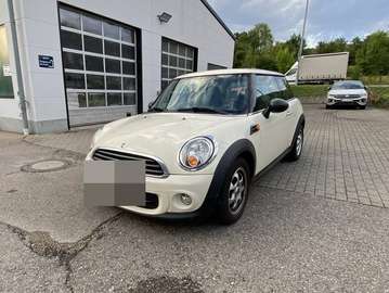 HU neu, Bremsbeläge neu, Pepper White