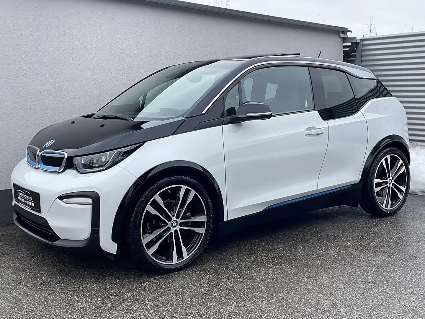 BMW i3 42,2kWh SPORTPAKET/PANO/ACC/AD.LED/RÜ.KAM/FLA Weiß - 1