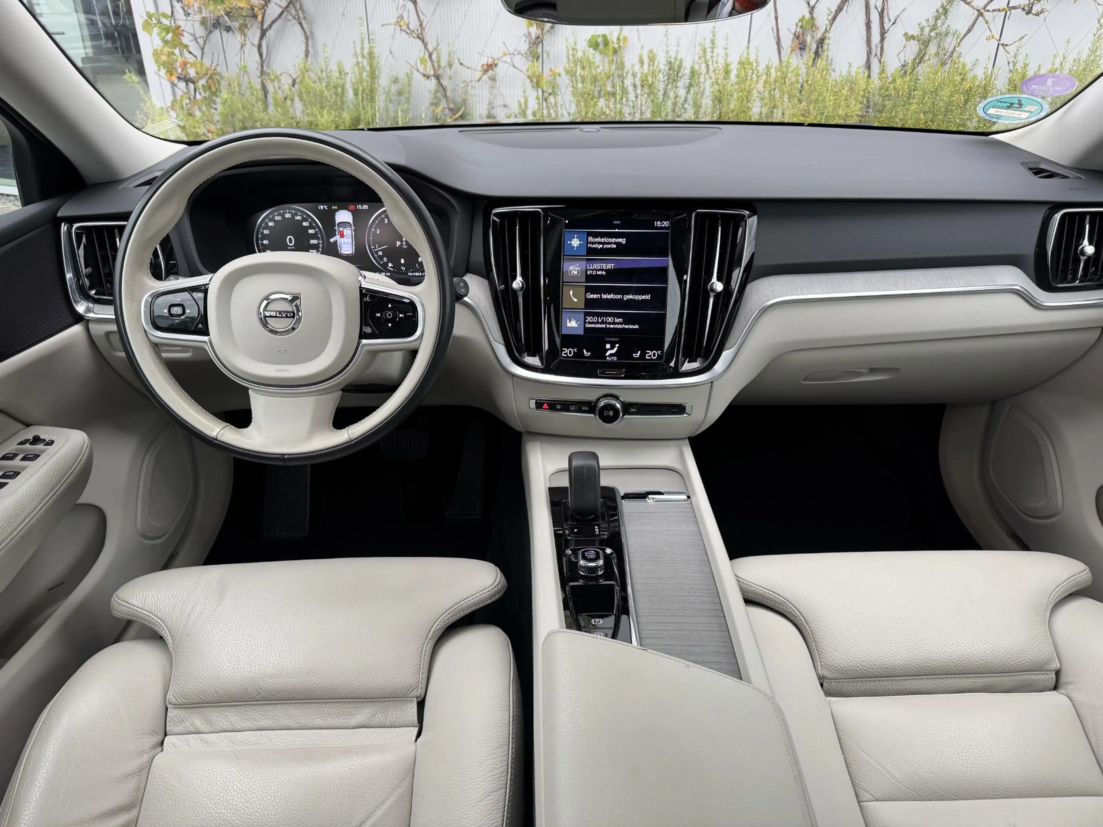 Volvo V60 Cross Country 2.0 B5 AWD Pro | Trekhaak | Panoramadak | Achterui — photo 5