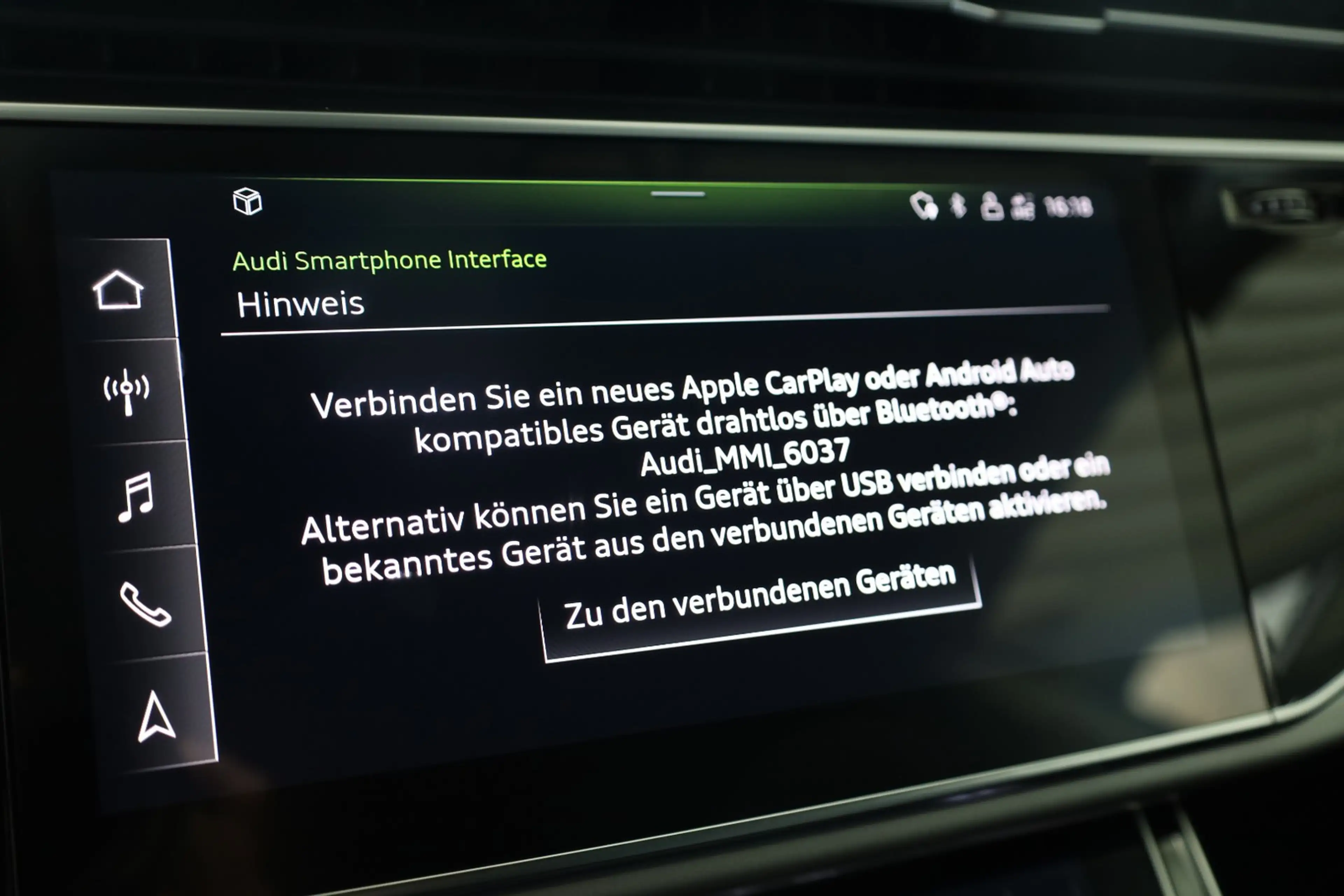 Audi Q8 55 TFSI quattro S-Line — photo 29