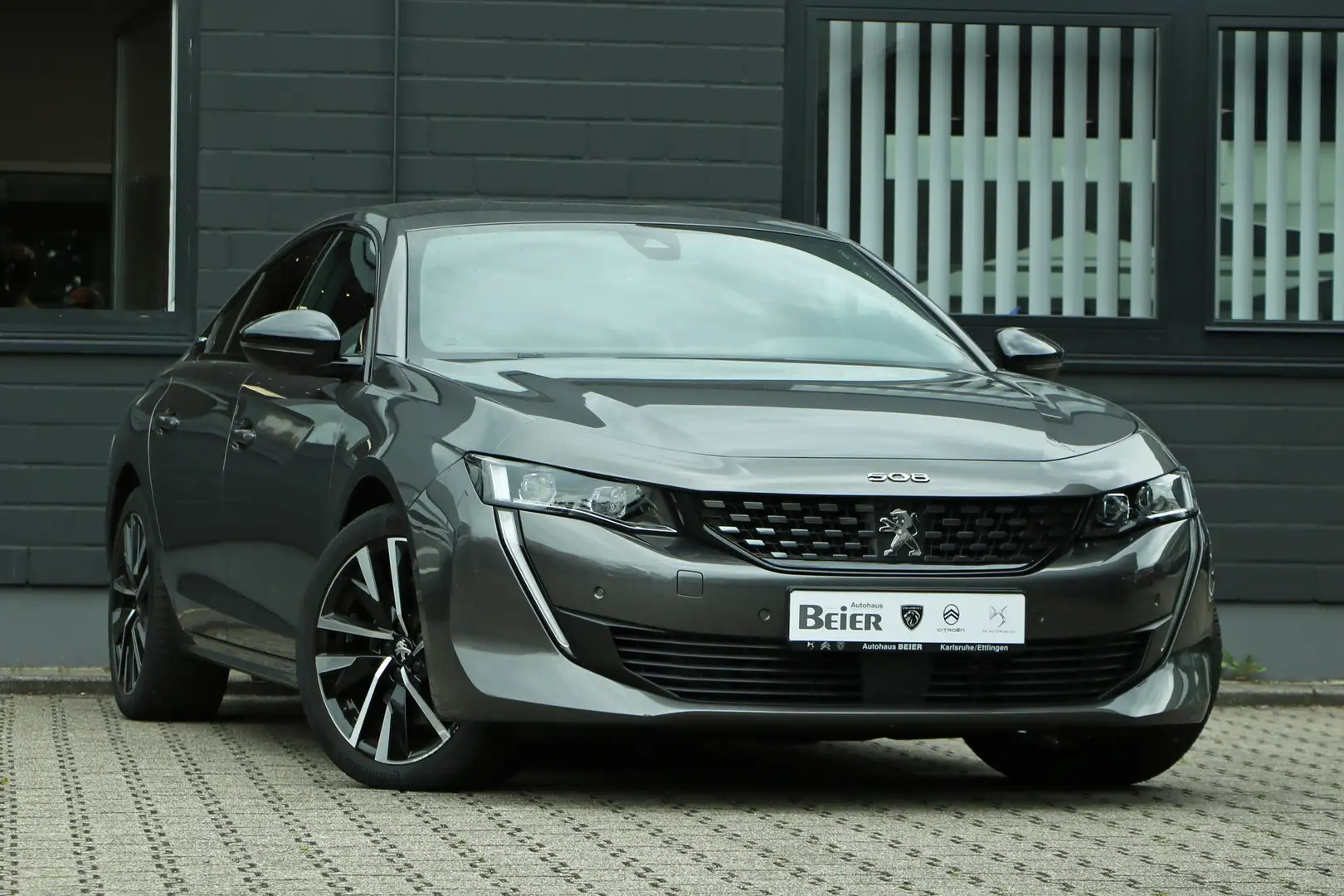 Peugeot 508 Hybrid 225 GT Navi/ Massage/ Focal Sound-System Grau - 2