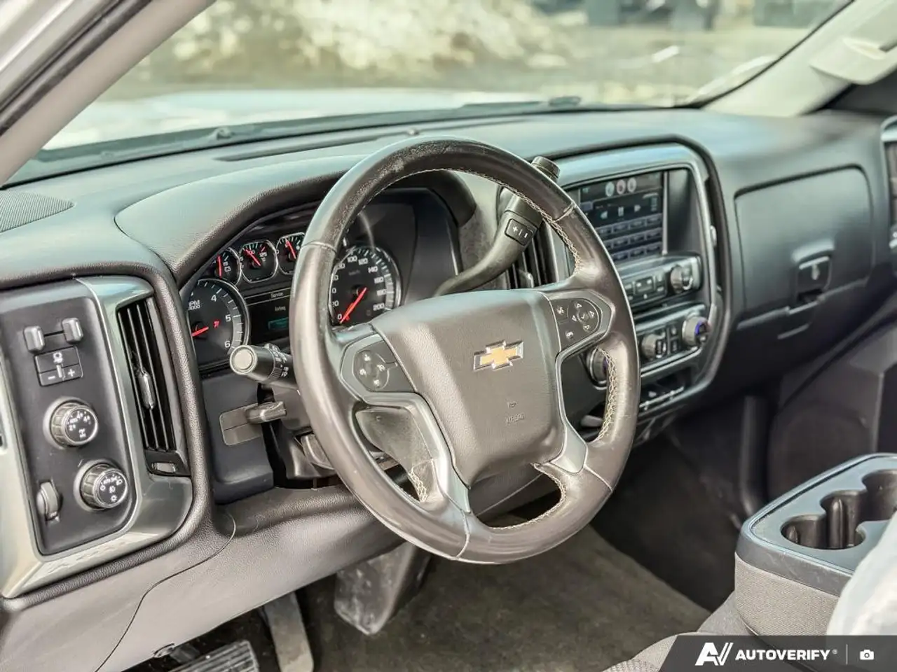 Chevrolet Silverado 1500 снимка Chevrolet Silverado 1500