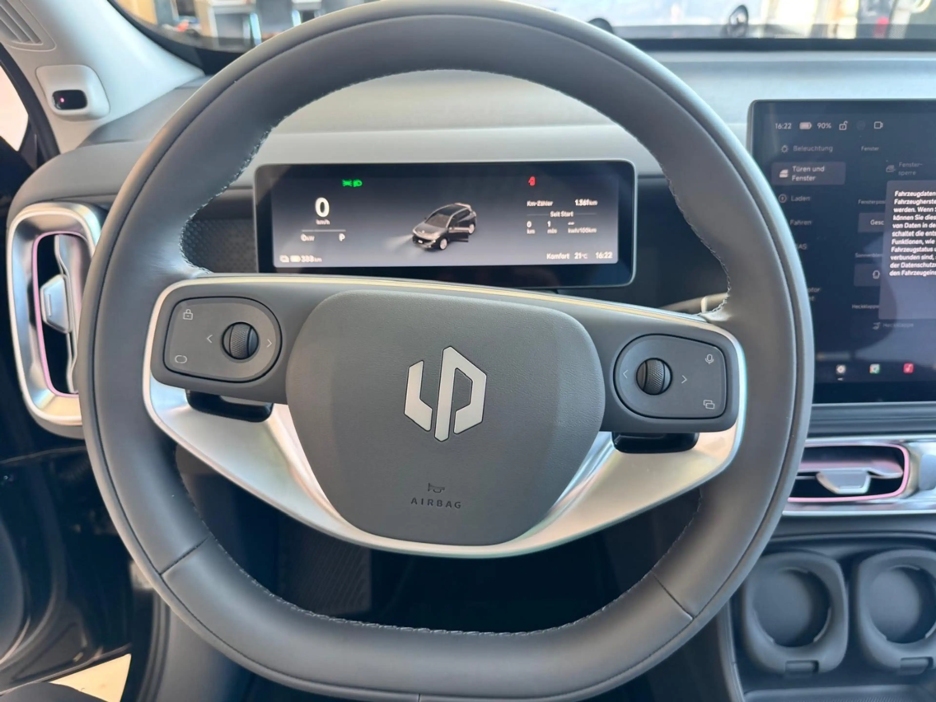 Leapmotor B10 BEV 67 kWh Design Pro Max ACC+LED+Navi+PANO — photo 10