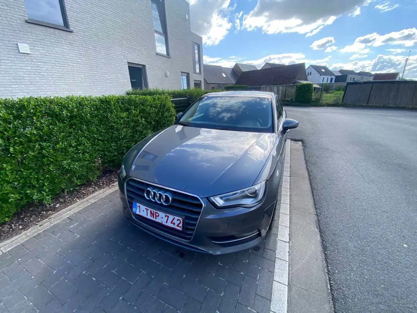 Audi A3 1.6 TDI S line Sportpaket - 1