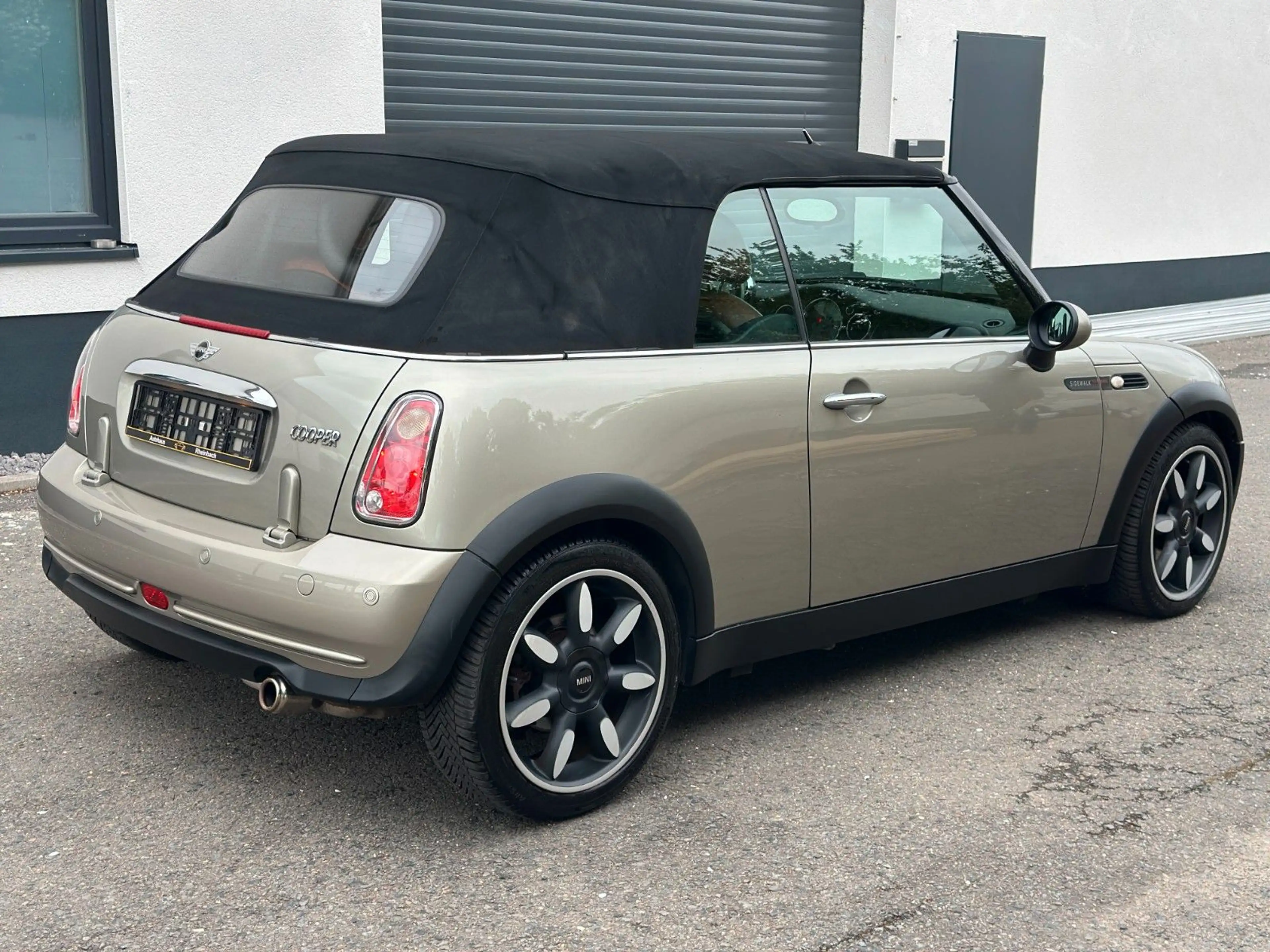 MINI Cooper S COOPER-S Cabrio Sidewalk AUTOMATIK/HU2028/ KLIMA — photo 3
