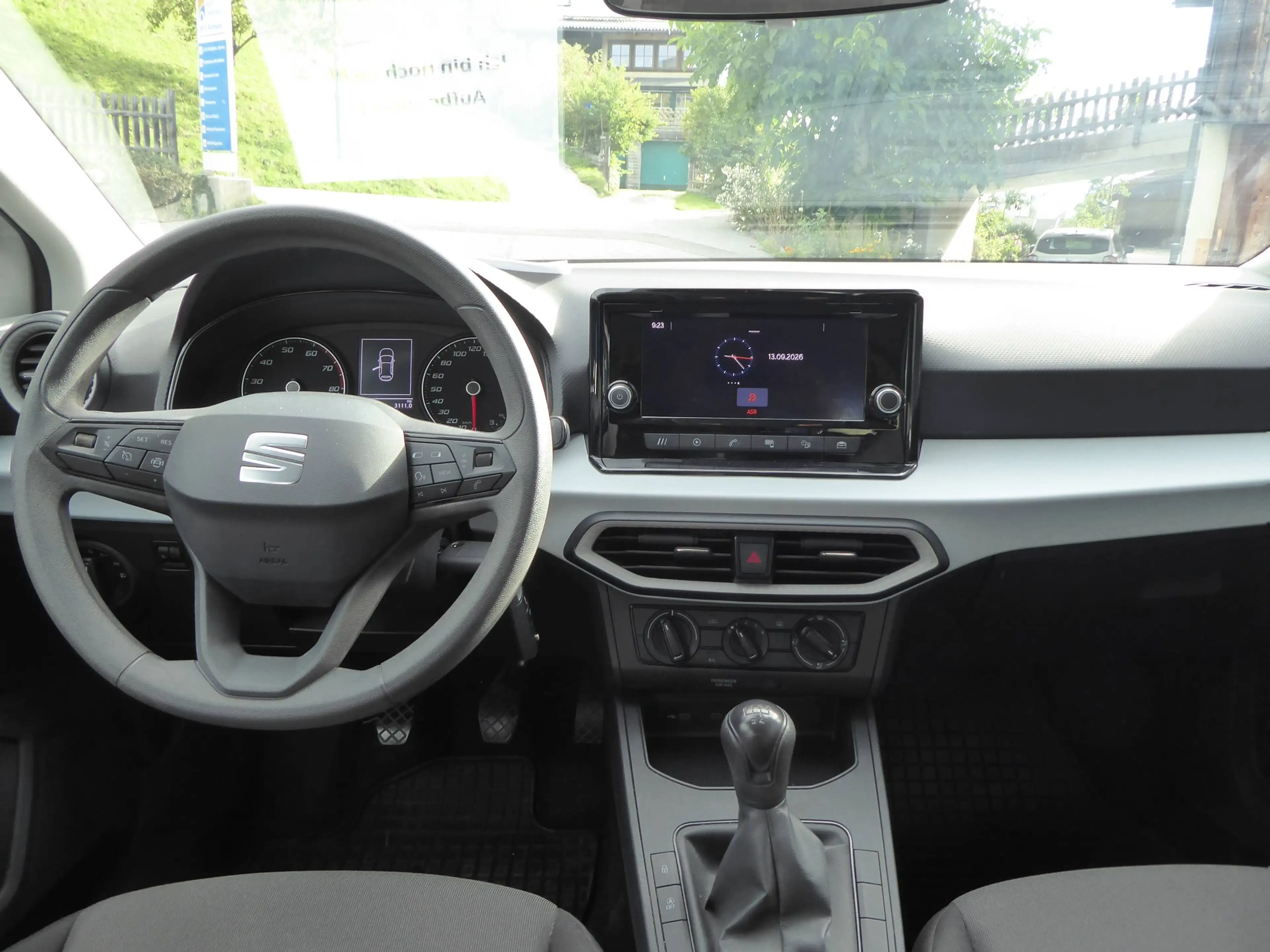 SEAT Ibiza 1,0 Reference — photo 10