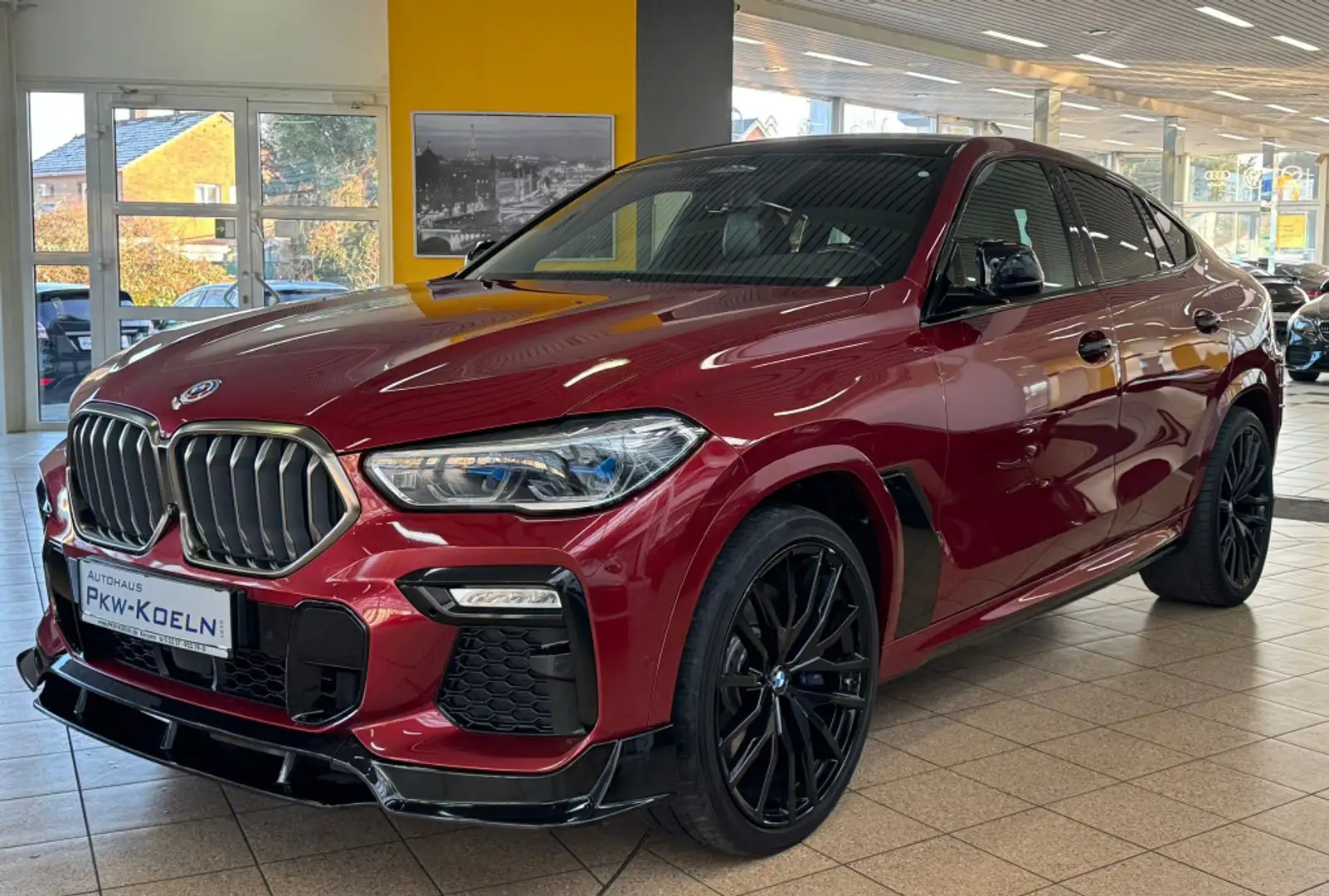 BMW X6 M d *PANO*HuD*360°LED*KEY GO*MEMORY*CARBON* Červená - 1