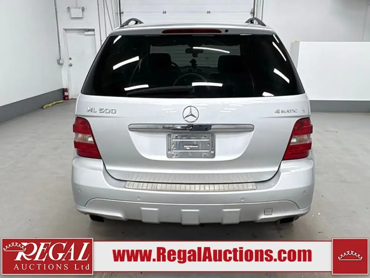 Mercedes-Benz M-Class снимка Mercedes-Benz M-Class