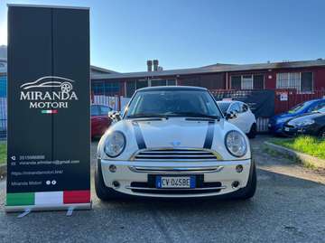 Mini II 2001 1.6 De Luxe CL