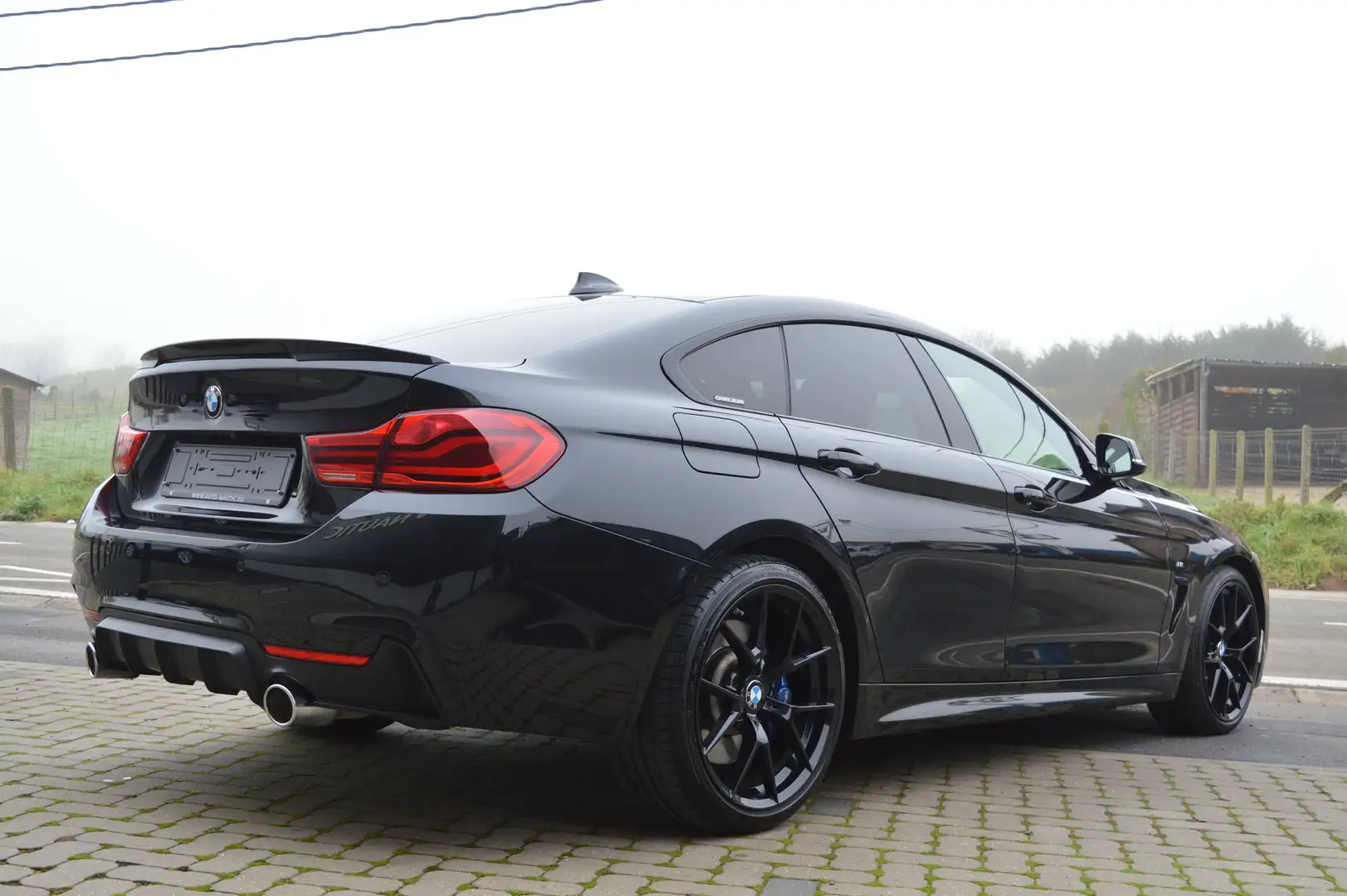 BMW 430 i Gran Coupe 252 ch M Sport - 1 MAIN Noir - 2