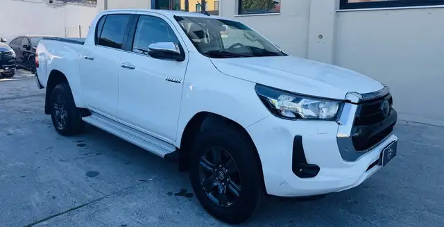 Toyota Hilux 2.4 d-4d double cab Executive 4wd