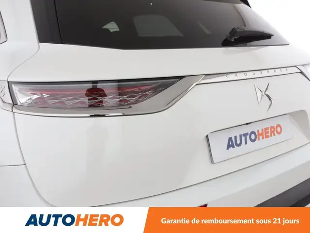DS Automobiles DS 7 Crossback view 30