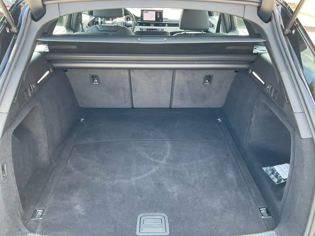 Audi A4 40 TDI quattro S tronic advanced ACC/AH, миниатюра 16