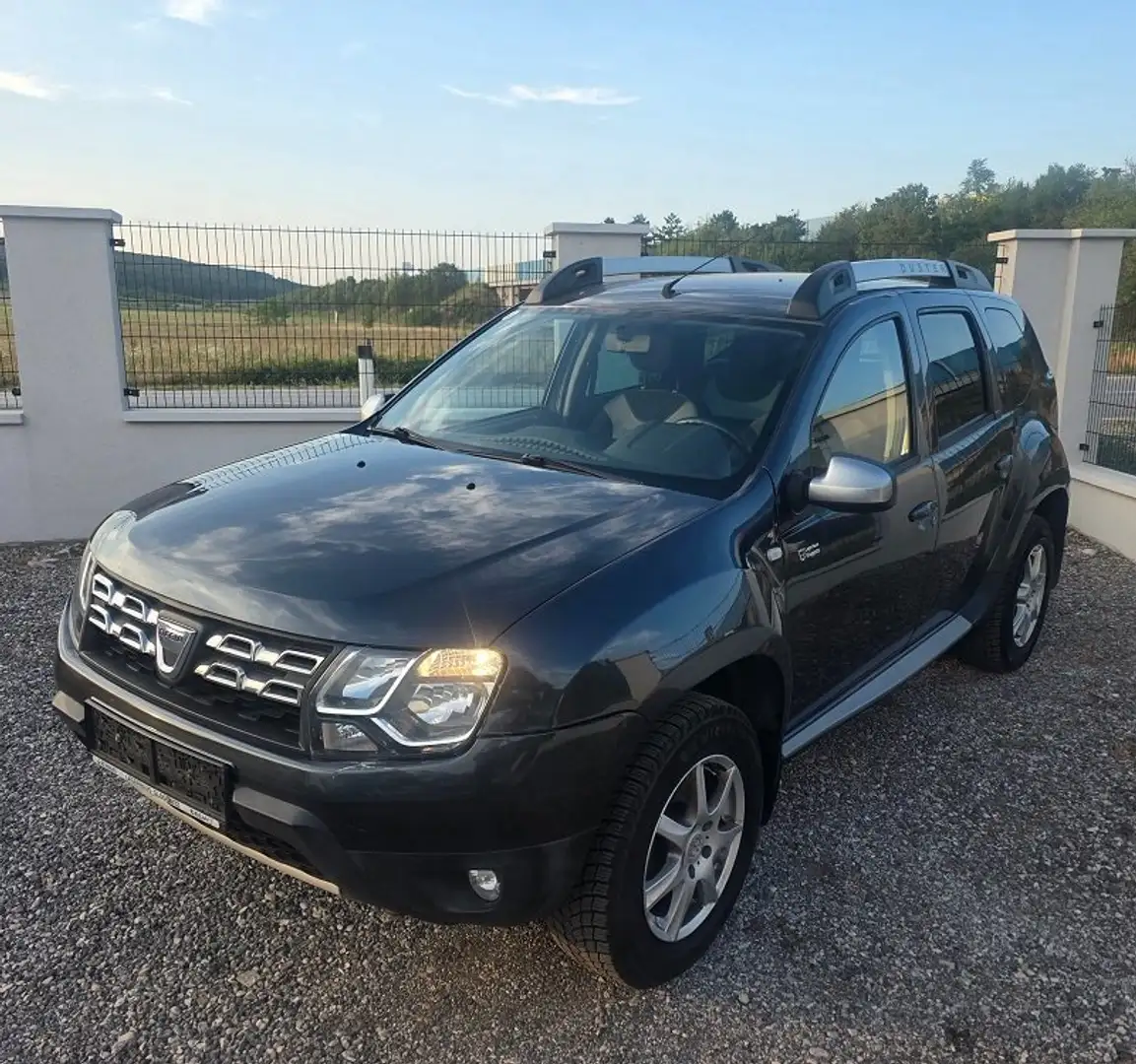 Dacia Duster Duster Urban Explorer TCe 125 S&S 4WD Grau - 1