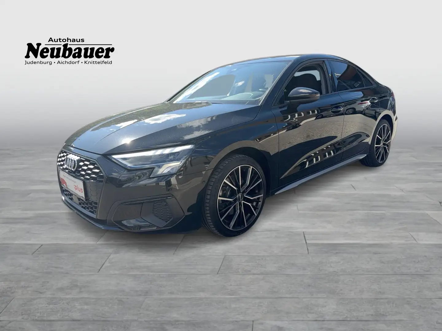 Audi A3 Limousine 30 TDI Schwarz - 1