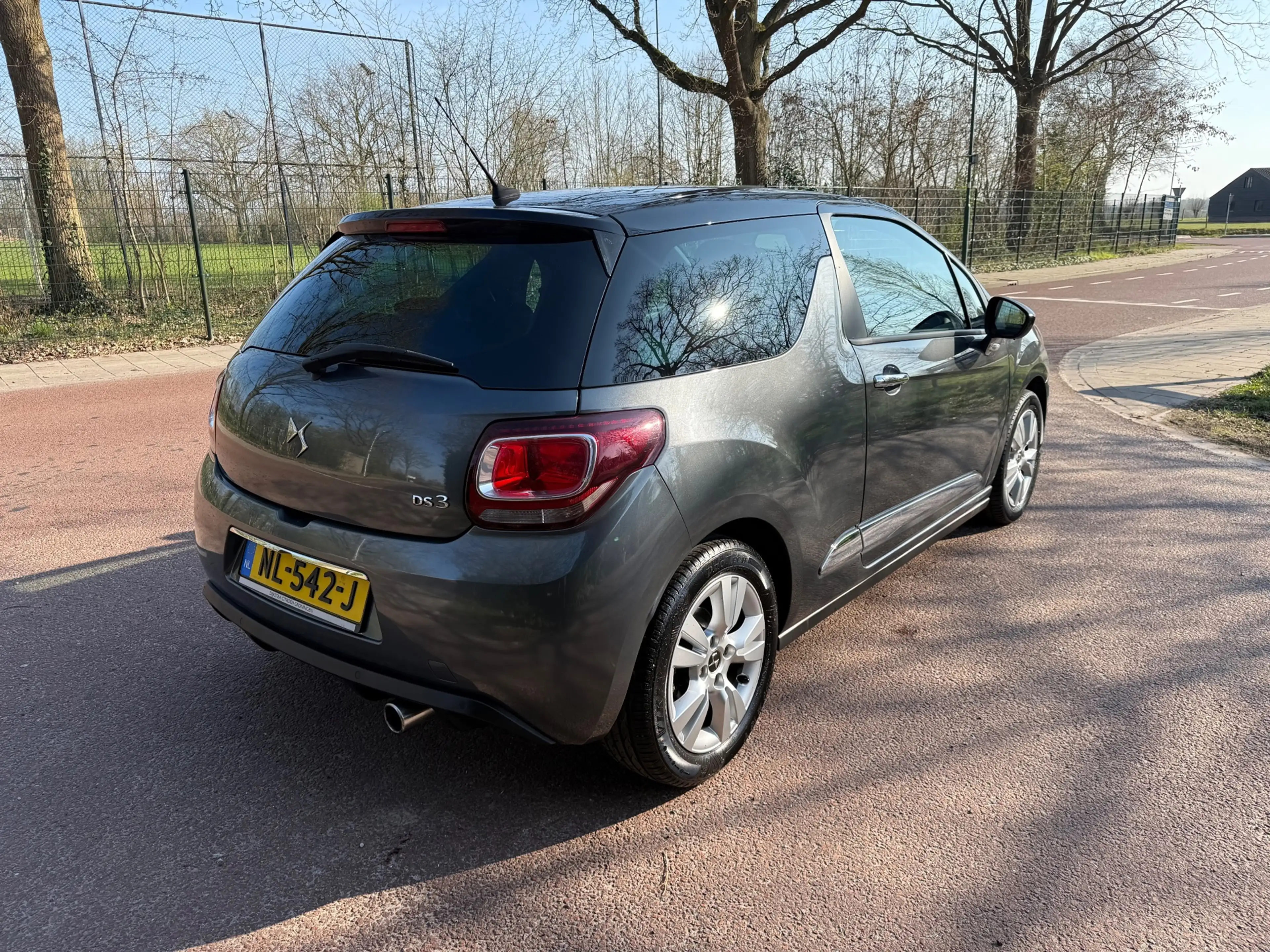 DS Automobiles DS 3 1.2 PureTech So Chic / Navi / Airco / xenon / NAP — photo 6