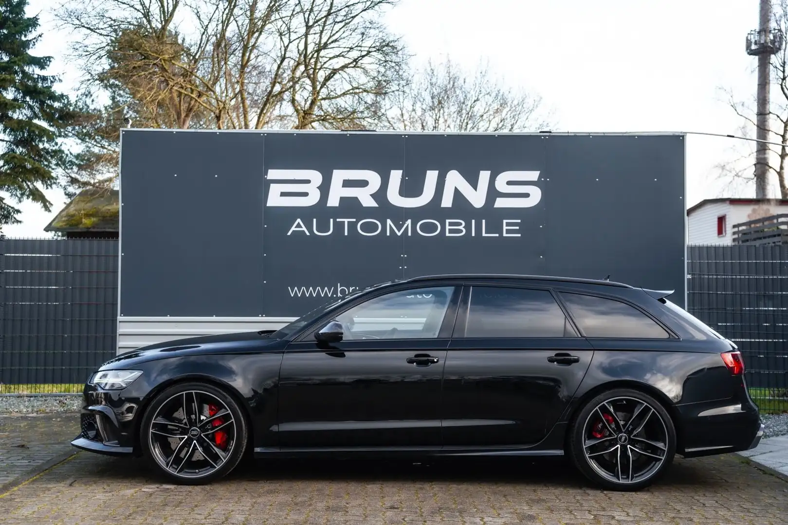 Audi RS6 Avant 4.0 TFSI quattro Dynamik Pano Carbon Czarny - 2