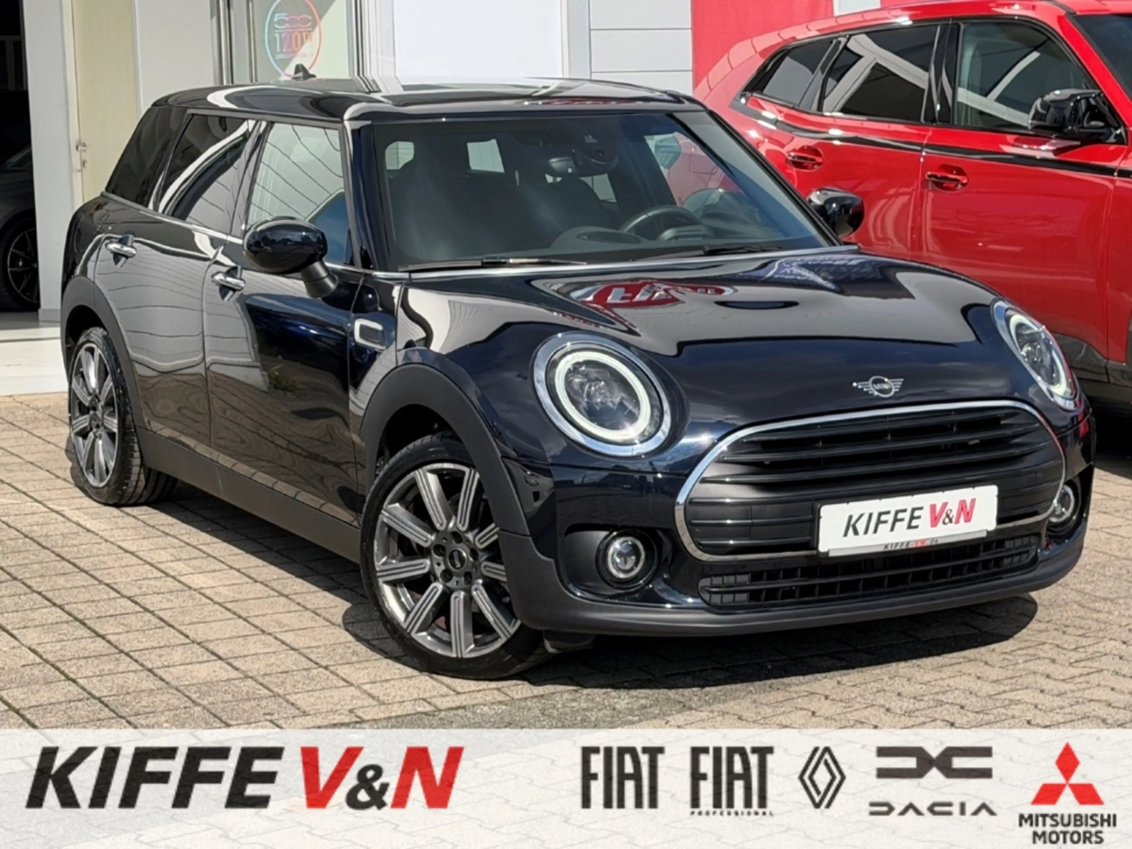 MINI Cooper Clubman Aut. KAMERA NAVI LED APPLE-CP SHZ