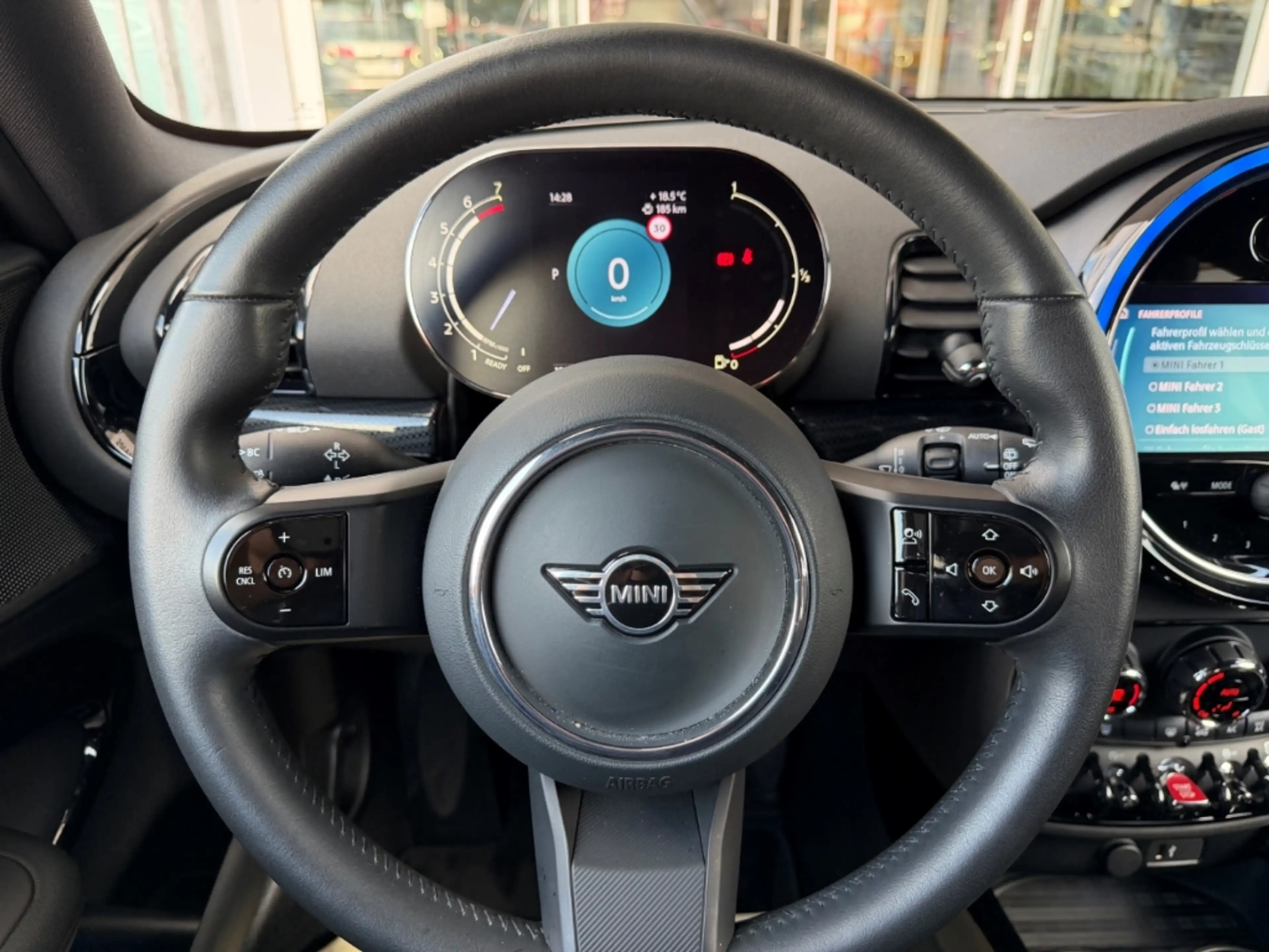 MINI Cooper Clubman Aut. KAMERA NAVI LED APPLE-CP SHZ — photo 6