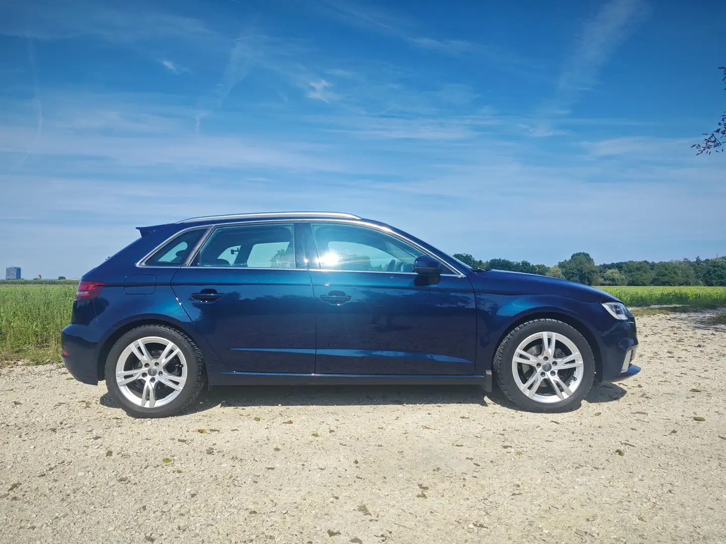 Audi A3 A3 1.5 TFSI Automatik/Digital Cockpit/Standheizung Blau - 2