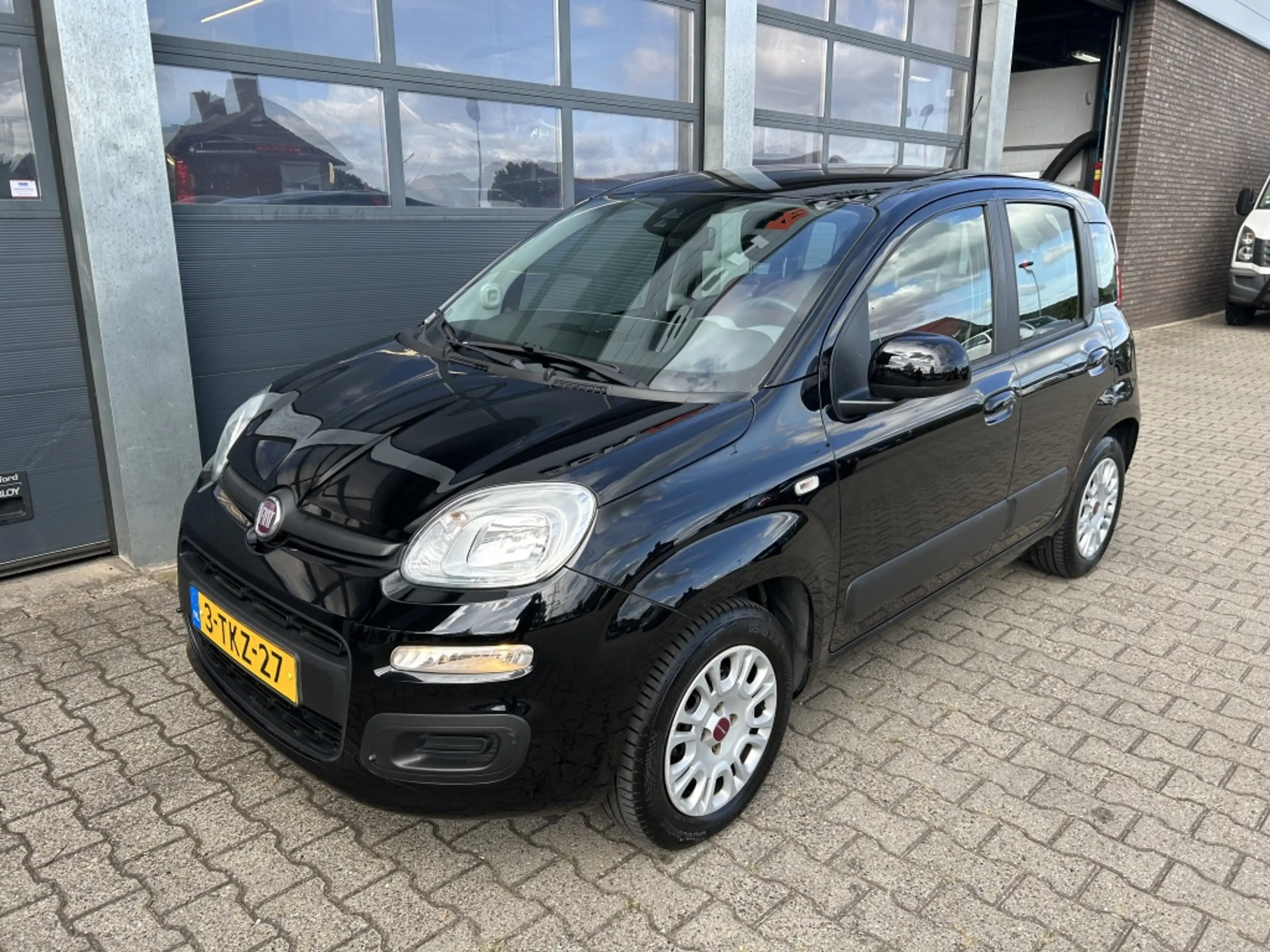 Fiat Panda 0.9 Turbo TwinAir 80pk Dualogic Edizione Cool — photo 9