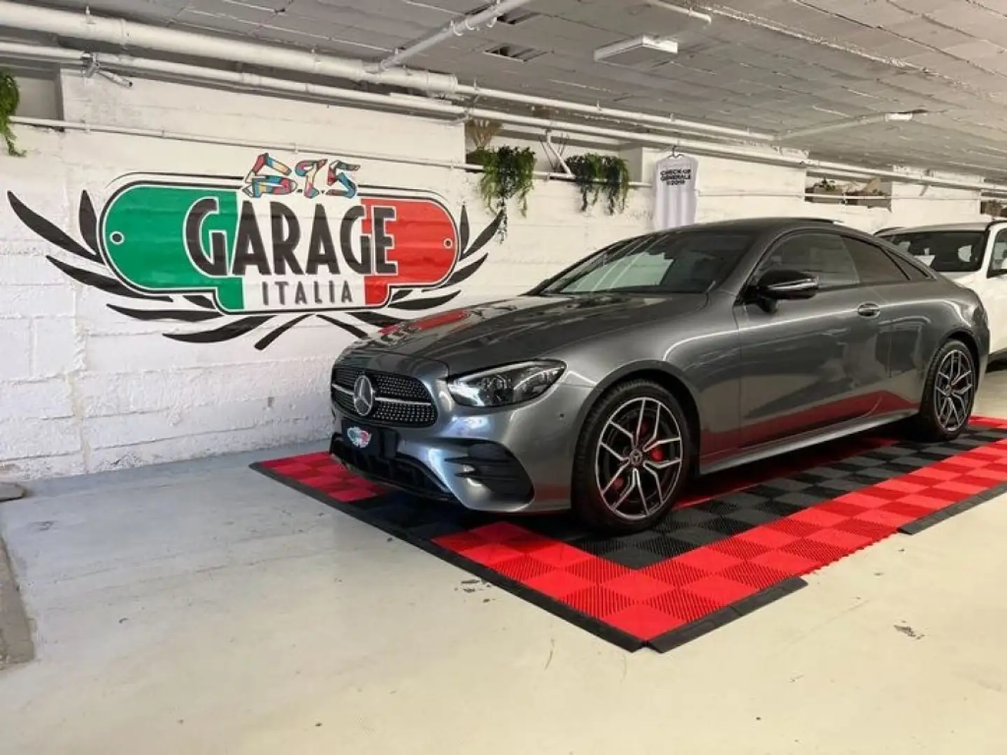 Mercedes-Benz E 450 UNICOPROPRIETARIO - PARI NUOVO - IVA ESPOSTA Gri - 1