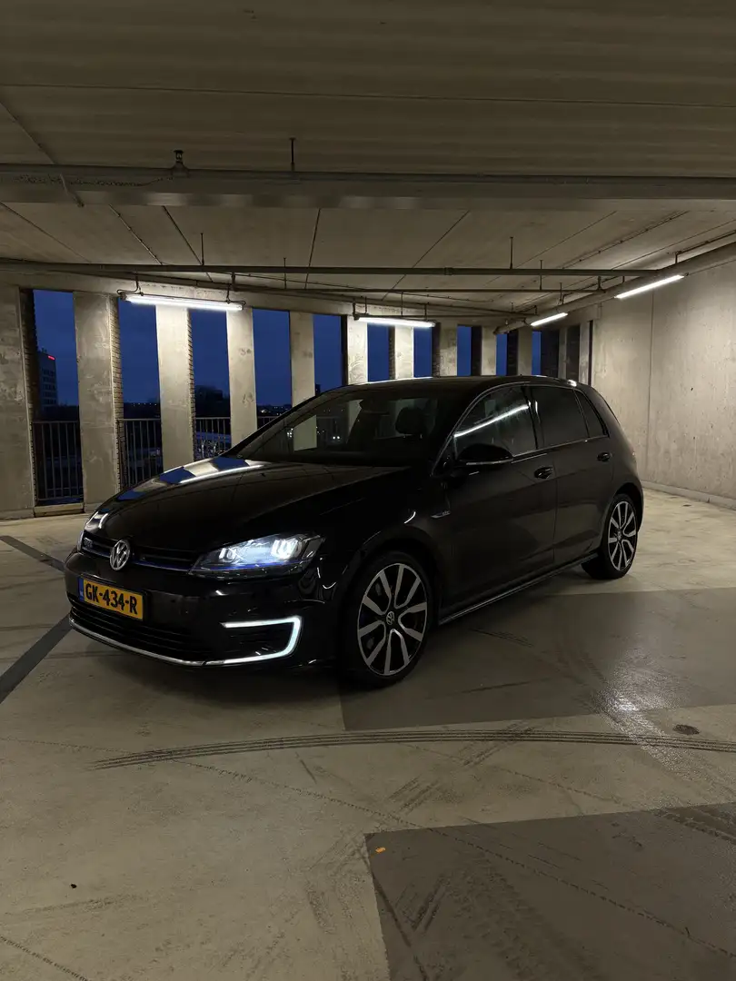 Volkswagen Golf 7 GTE 1.4 TSI 2015 Zwart - 2