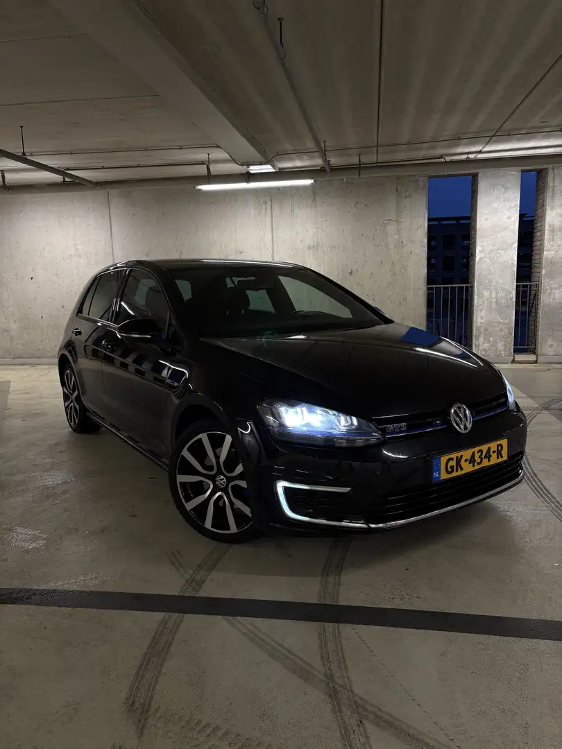 Volkswagen Golf 7 GTE 1.4 TSI 2015 Zwart - 1