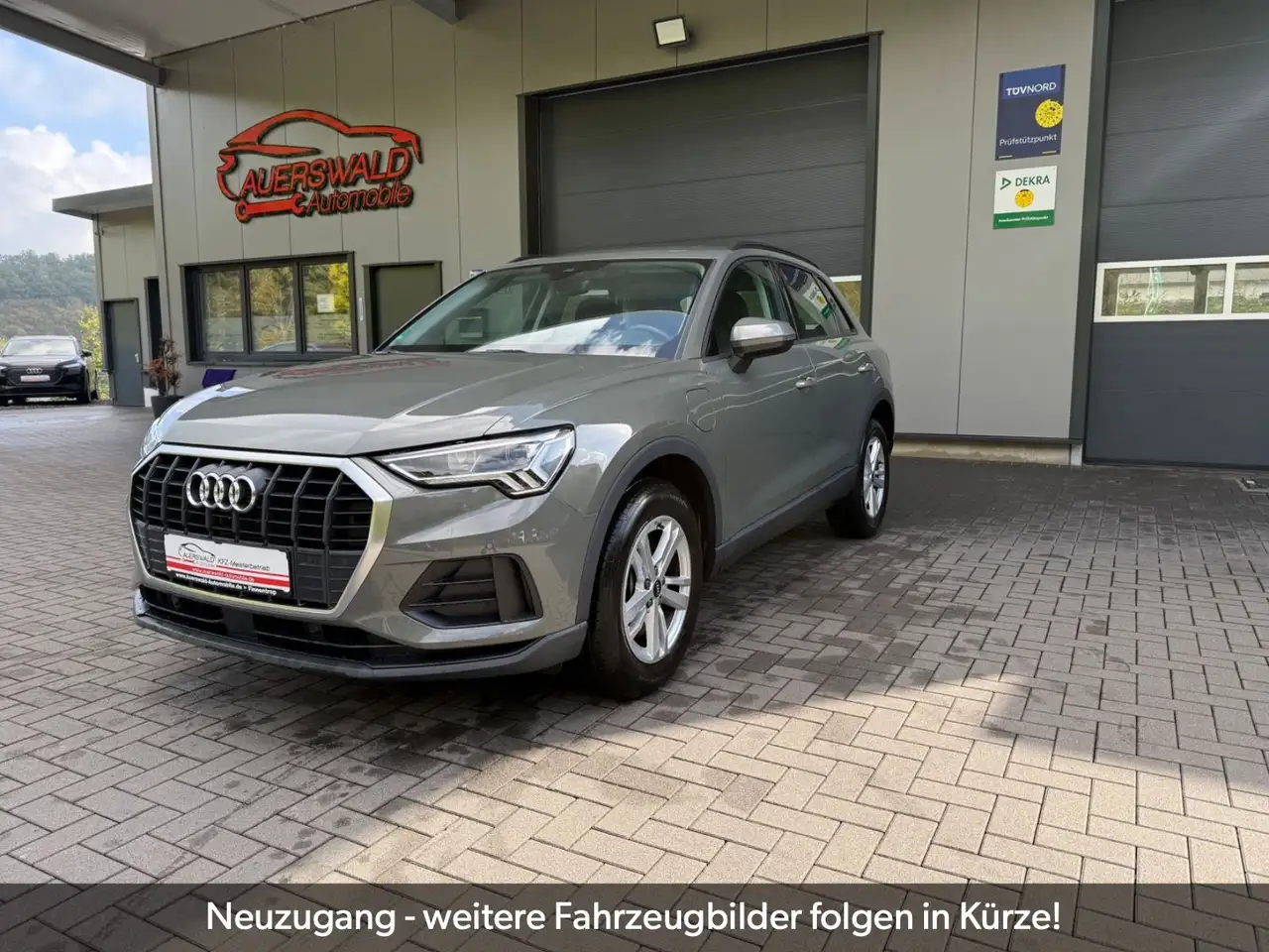 2022 Audi Q3 45 TFSI e *DSG *Sitzheizung * DAB *LED *PDC, photograph 1