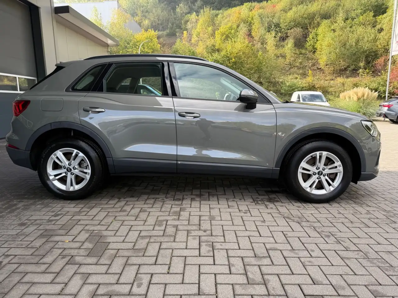 2022 Audi Q3 45 TFSI e *DSG *Sitzheizung * DAB *LED *PDC, photograph 5
