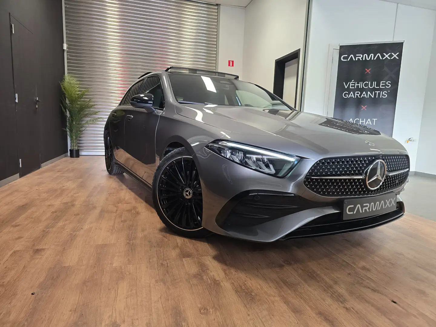 Mercedes-Benz A 180 A 180 d AMG MOTEUR 2.0 MERCEDES !! visite sur rdv Grijs - 2