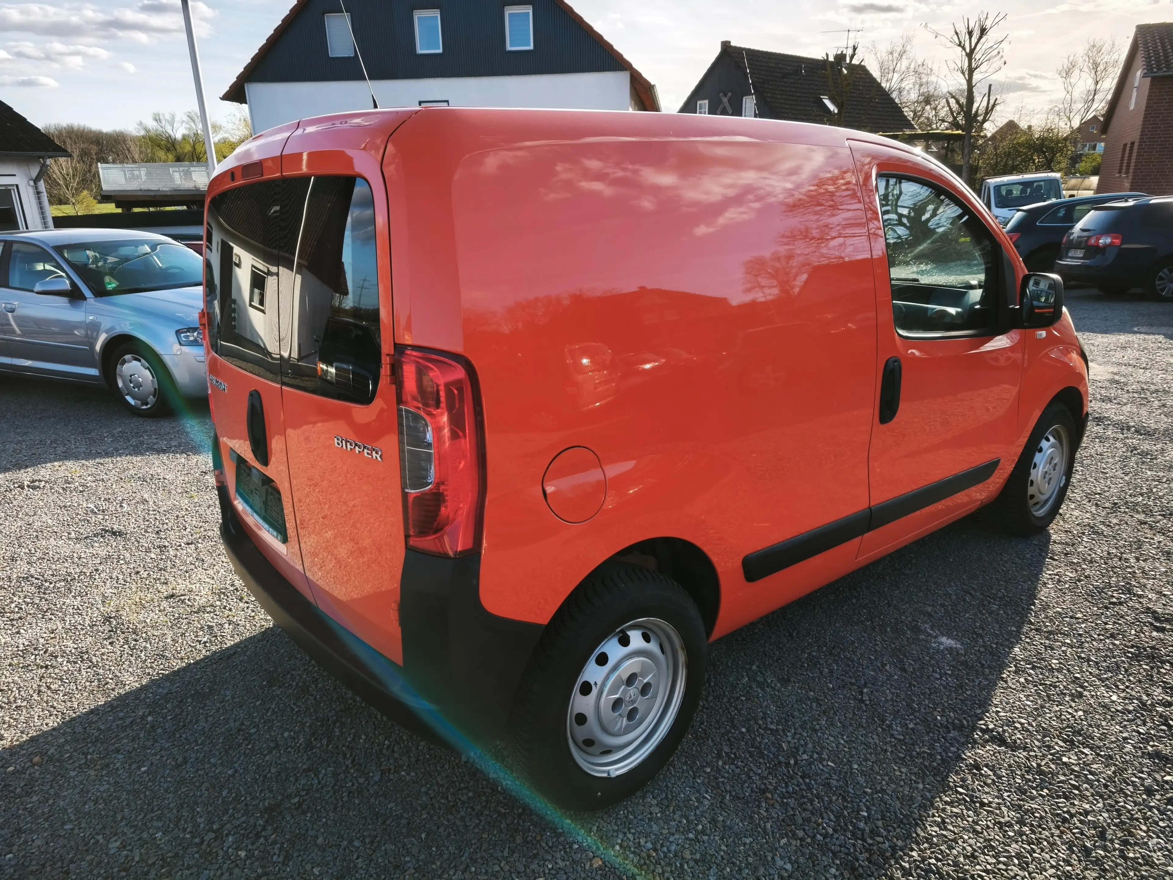 Peugeot Bipper 1,3 Kastenwagen Klima Automatik Garantie — photo 4