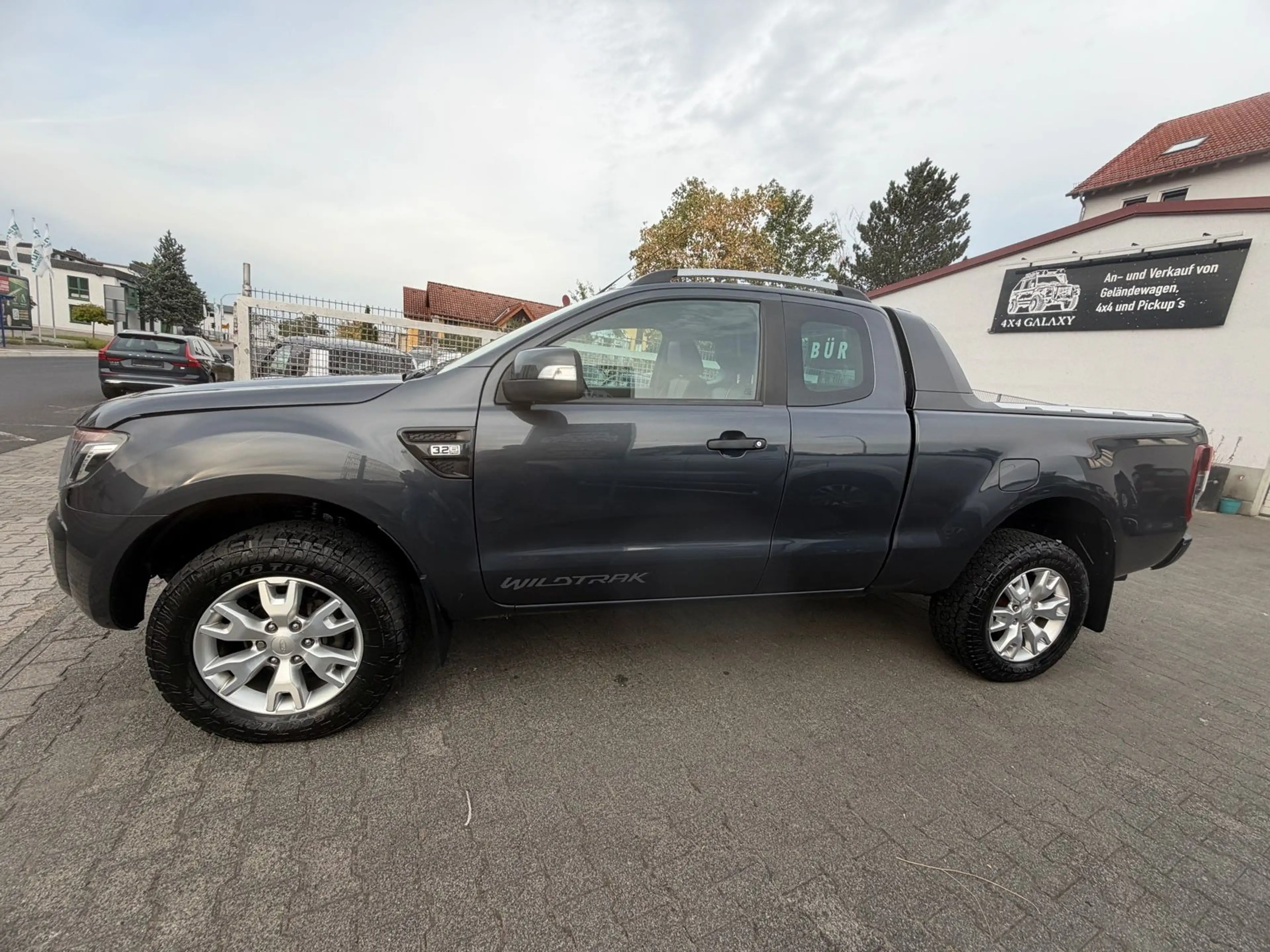 Ford Ranger Wildtrak Extrakabine 4x4 — photo 4