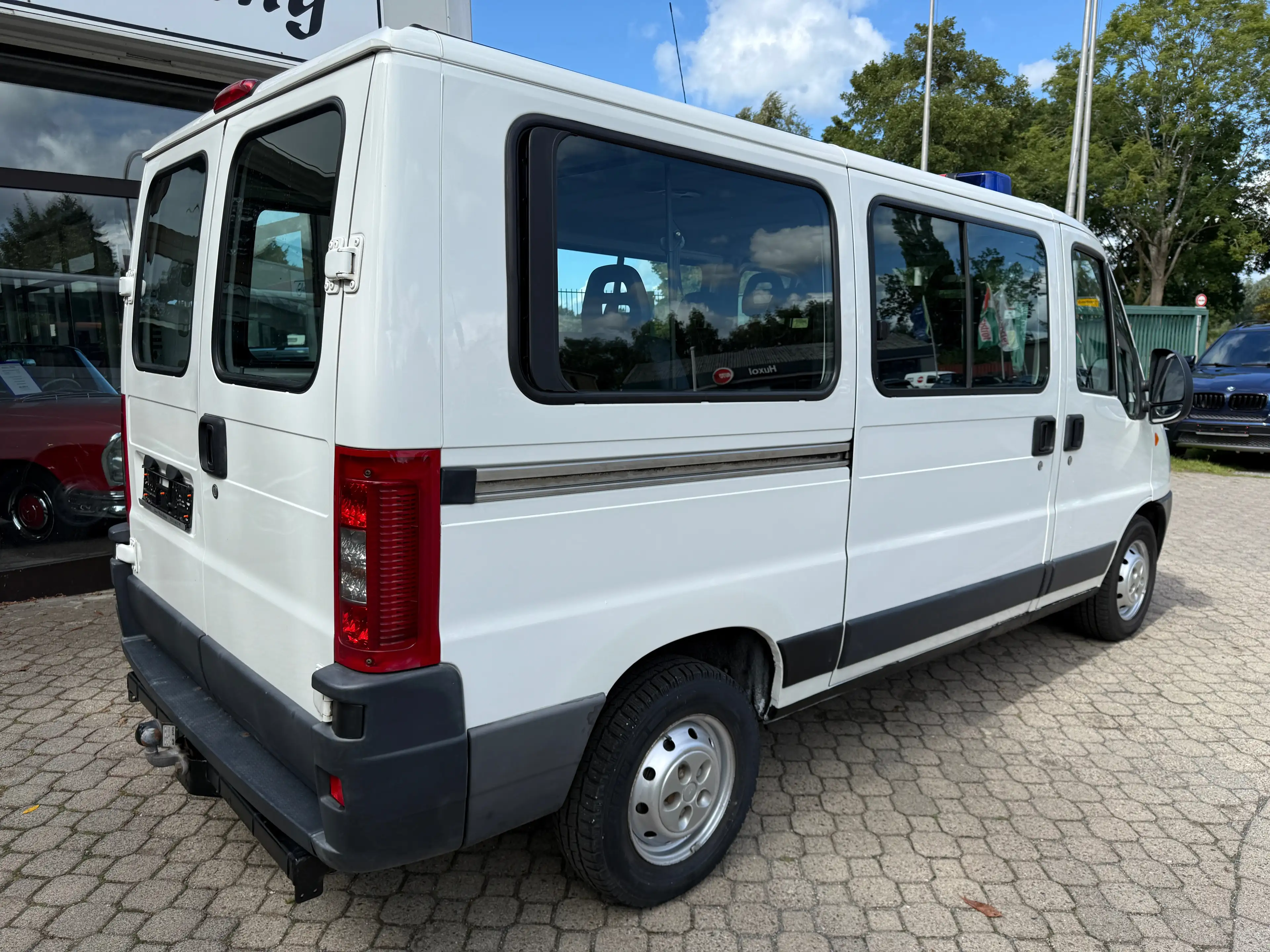 Fiat Ducato 2.3 JTD Feuerwehr *9 Sitze*nur 88 TKM*HU neu*AHK* — photo 5