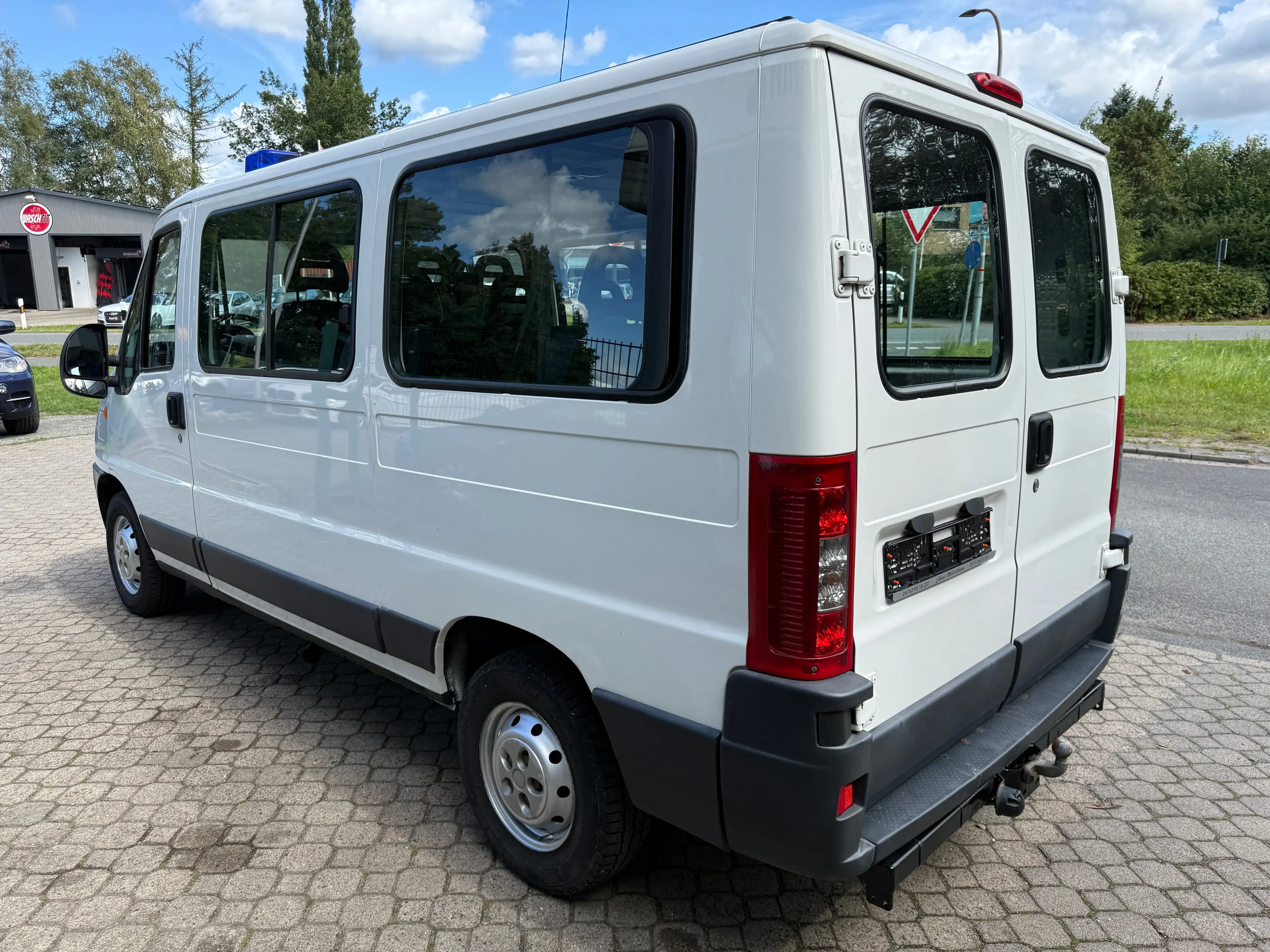 Fiat Ducato 2.3 JTD Feuerwehr *9 Sitze*nur 88 TKM*HU neu*AHK* — photo 6