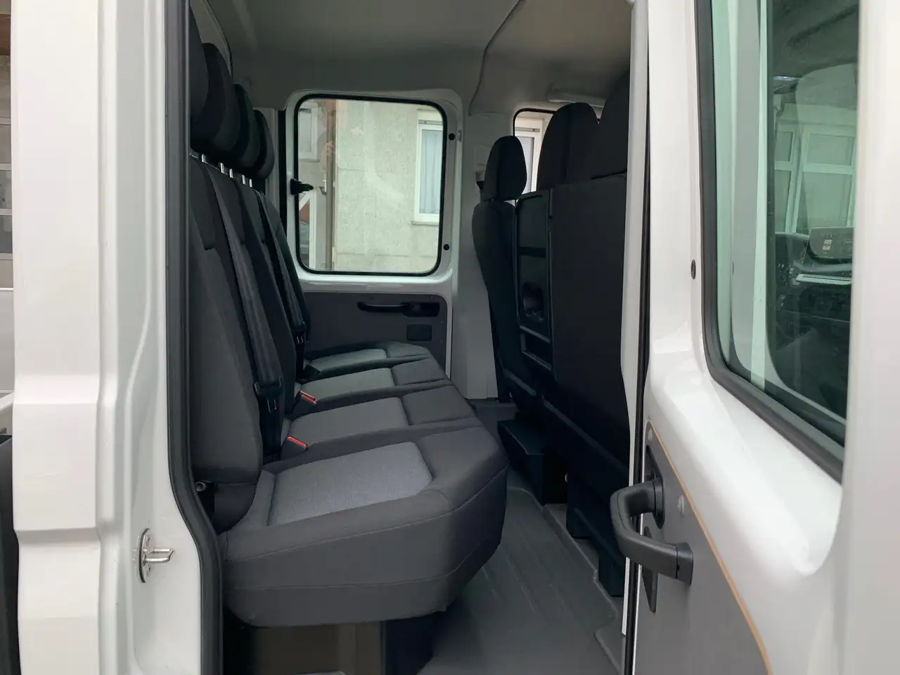 Volkswagen Crafter VW Crafter 35 DoKa MR L3 AHK LED 2+3Garantie 7-Sit 14